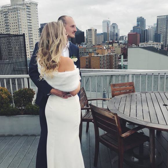 Meet your Posher, Lindsey - Picture 1 of 1